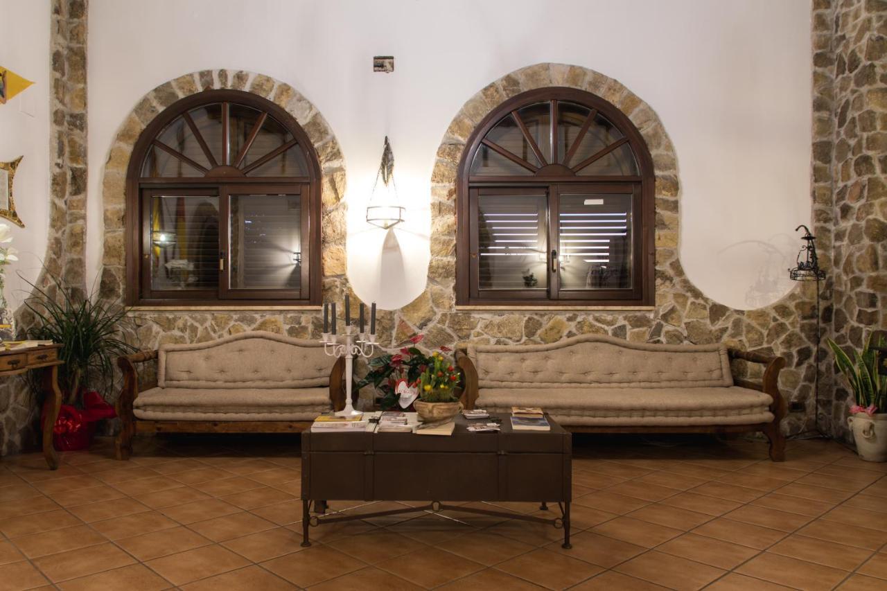 Hotel Castello Di Giuliano